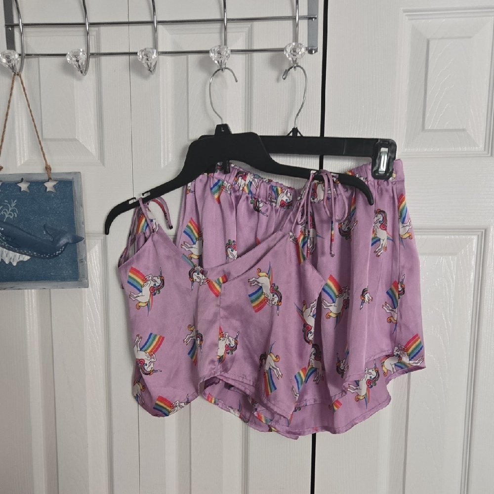 Boohoo Purple Unicorn Print Women's Shorts